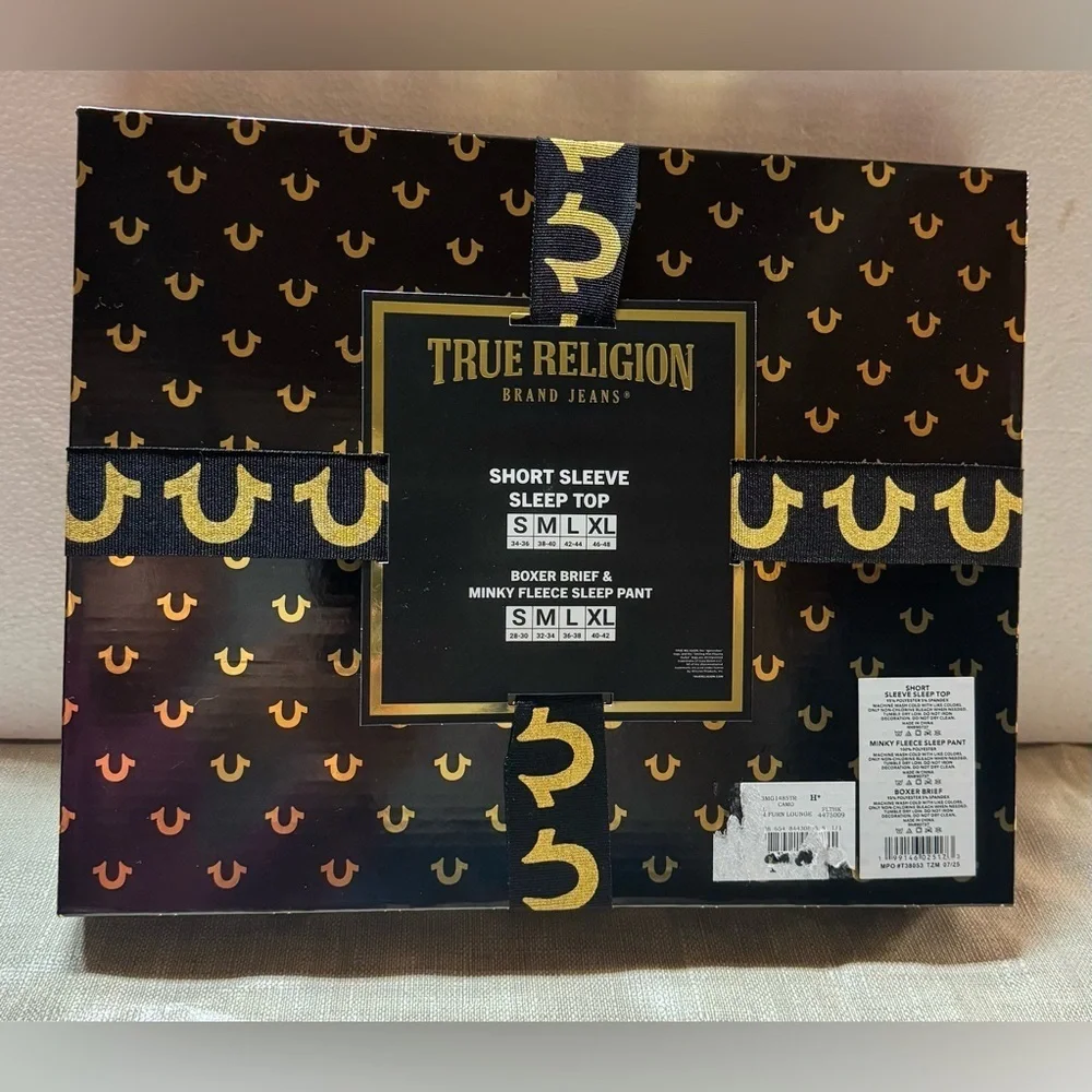 True Religion Men's Camouflage Sleepwear Set